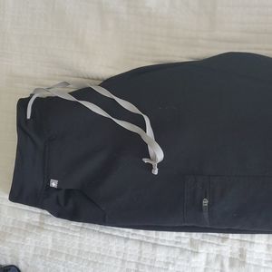 Figs Zamora black scrub jogger pants